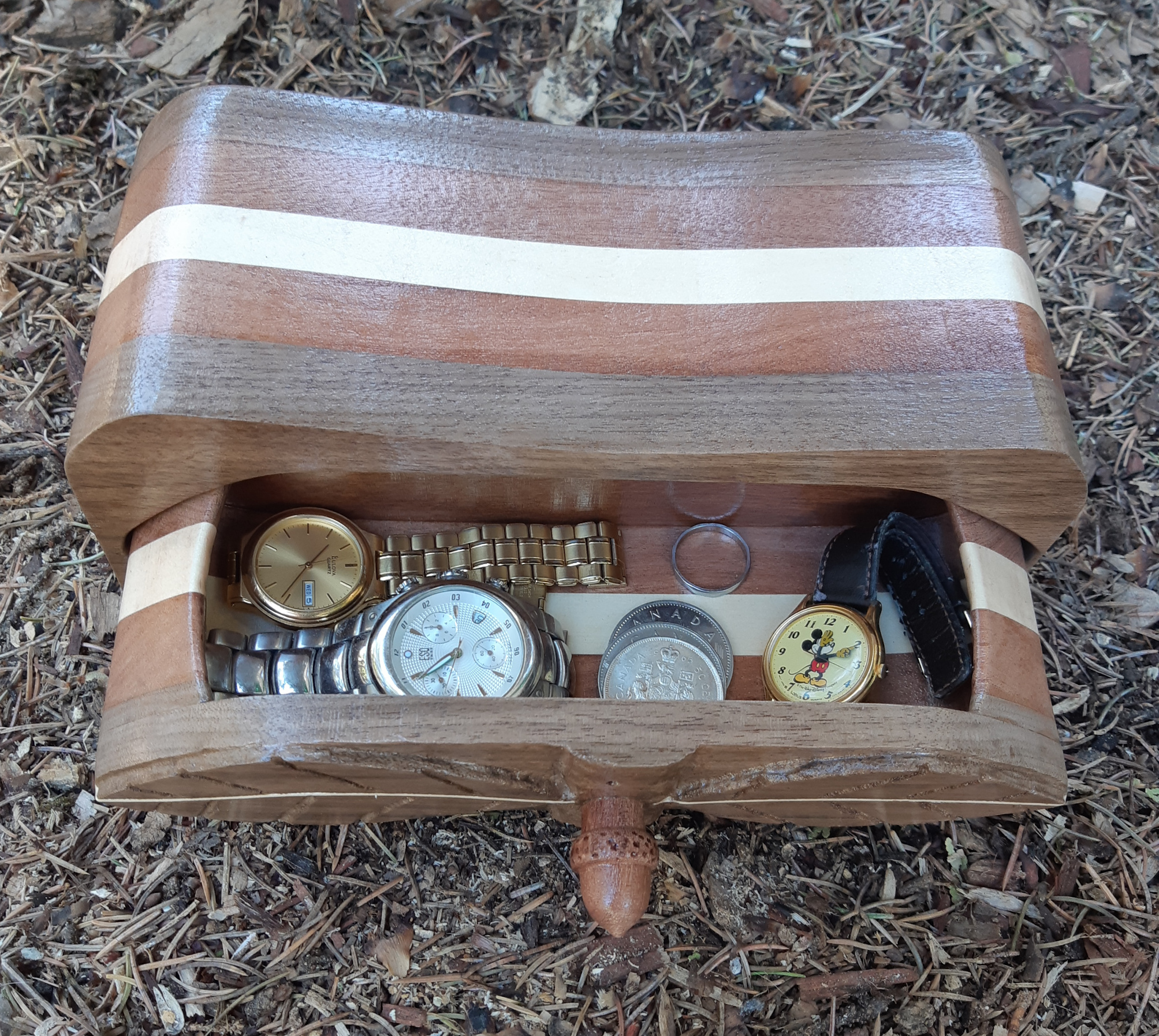 Leaf Motif Jewelry Box