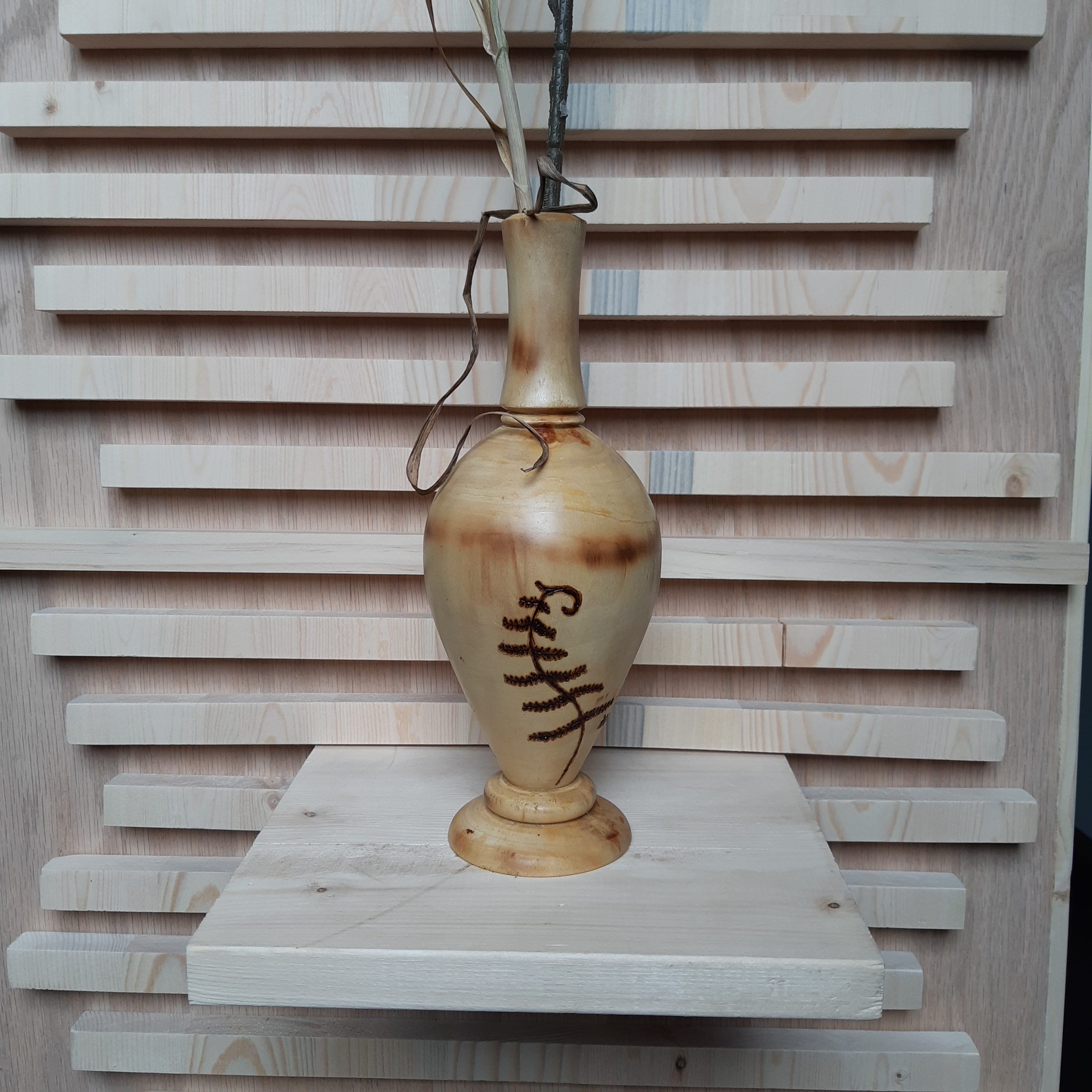 Bud Vase - Maple Leaf