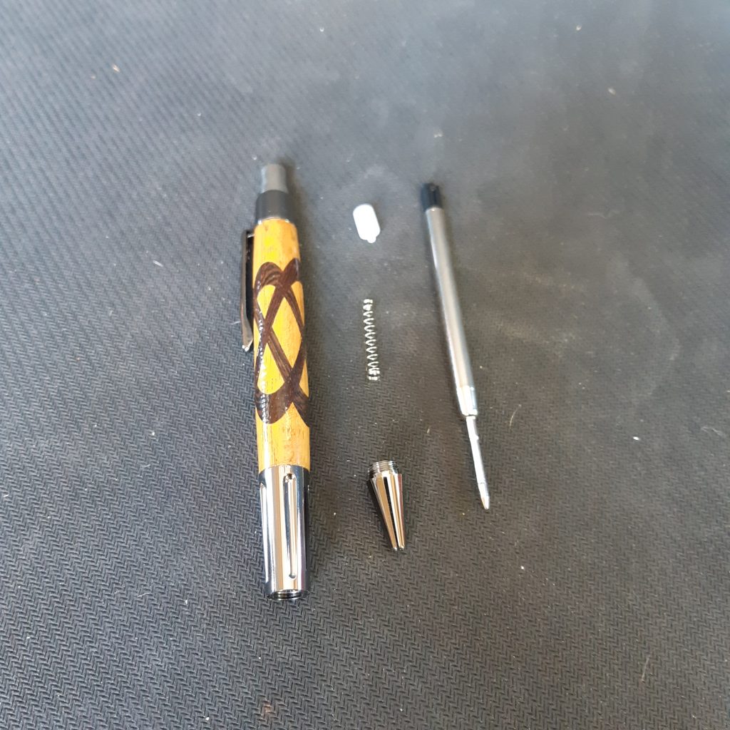 Celtic Knot Pen - Osage and Wenge