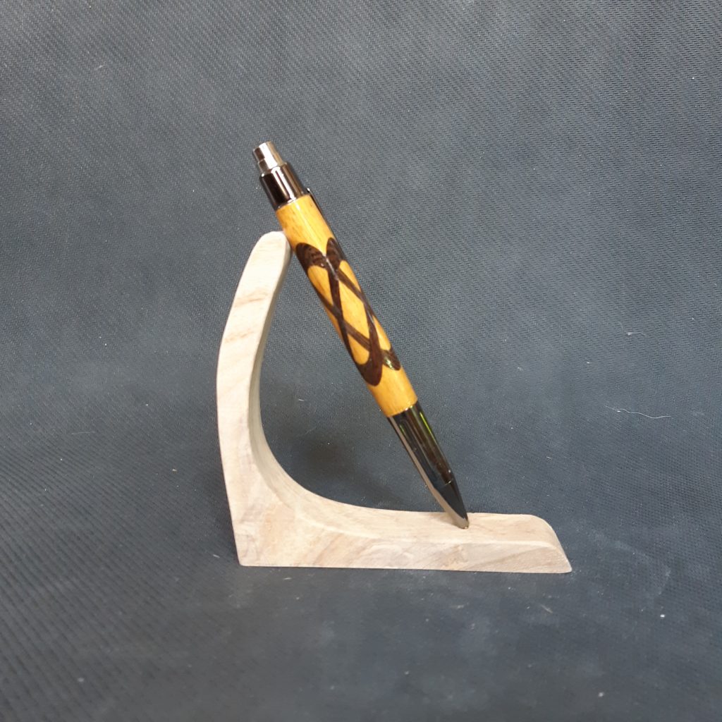 Celtic Knot Pen - Osage and Wenge